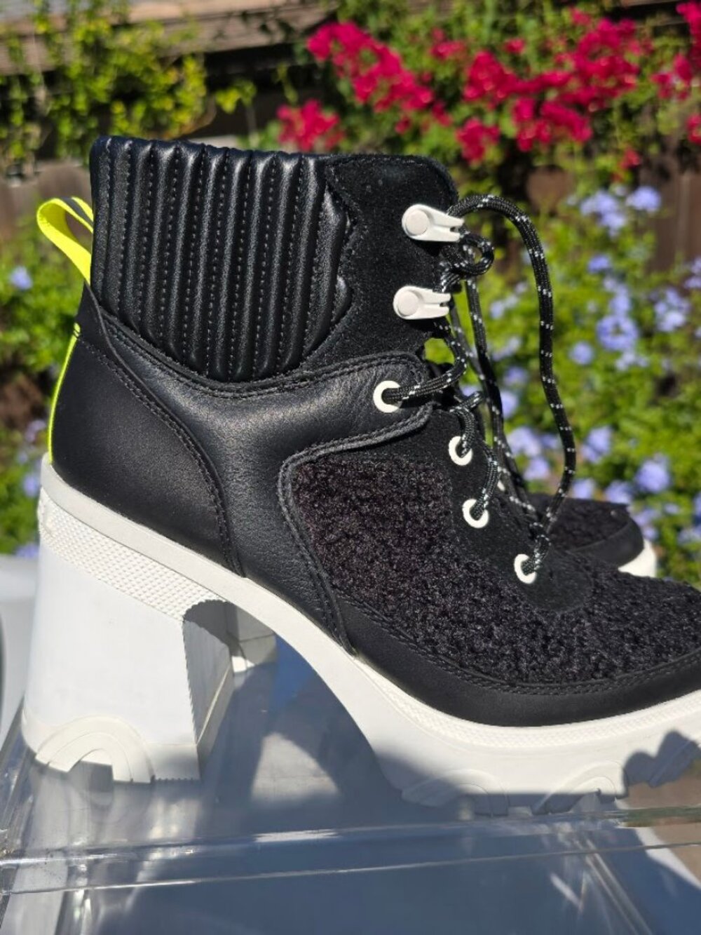 Sorel Brex Heel Cozy Waterproof Boots Women's 8.5 Black Faux Fur White Heel Neon